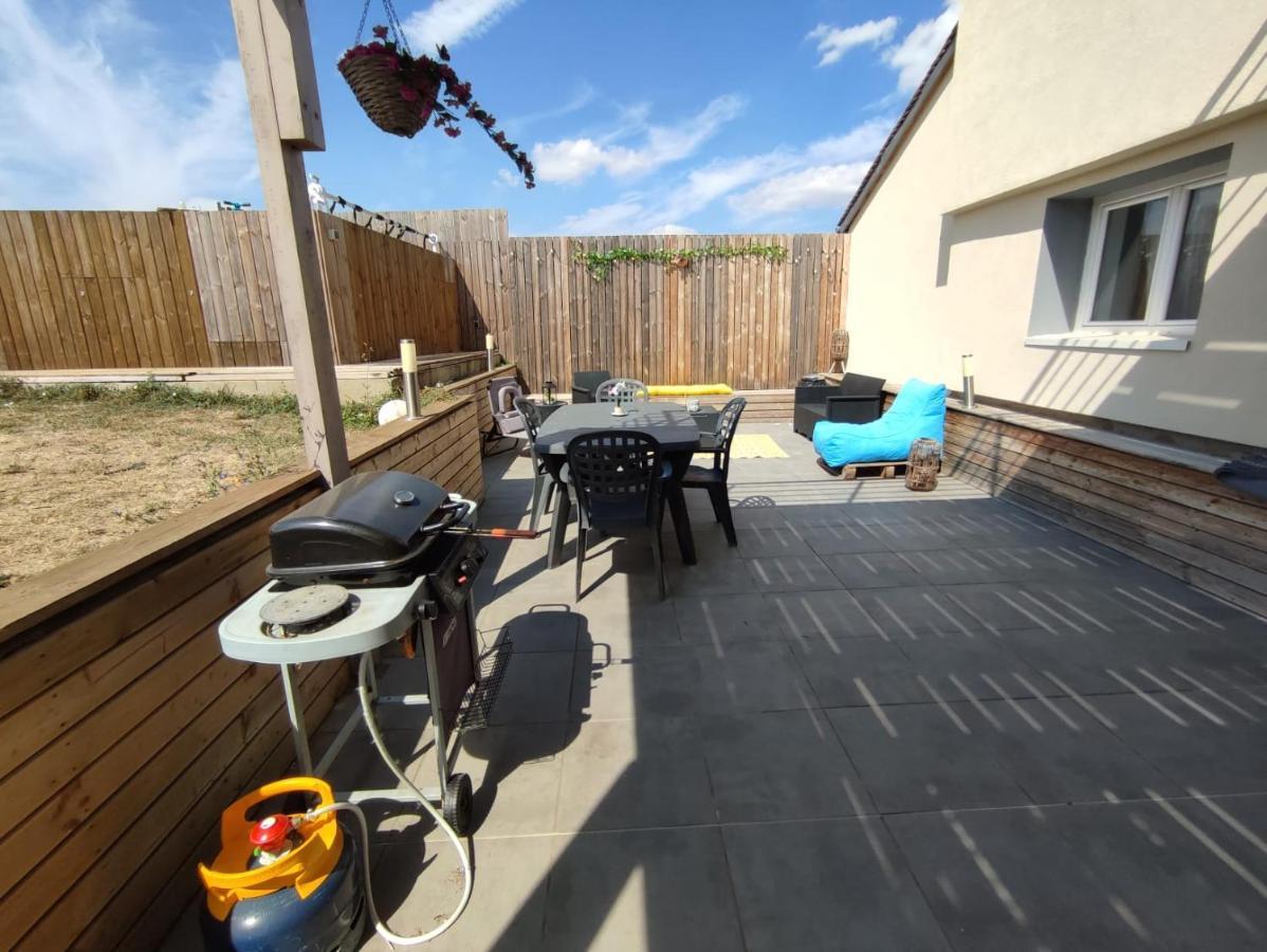 Appartement 100M2, Independant Dans Notre Maison Garennes-sur-Eure ภายนอก รูปภาพ