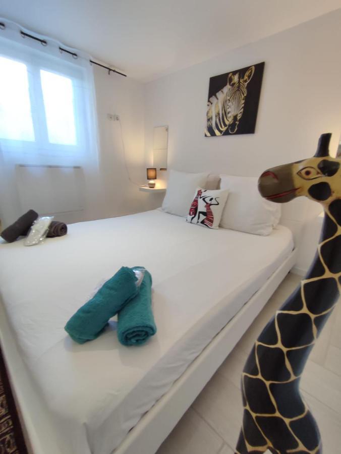 Appartement 100M2, Independant Dans Notre Maison Garennes-sur-Eure ภายนอก รูปภาพ