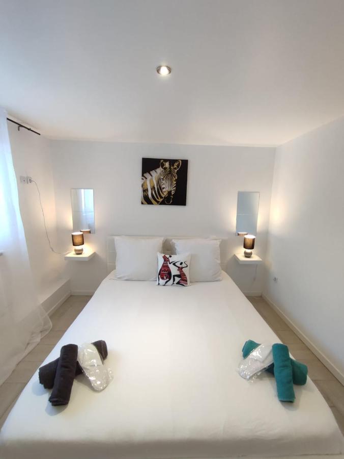Appartement 100M2, Independant Dans Notre Maison Garennes-sur-Eure ภายนอก รูปภาพ