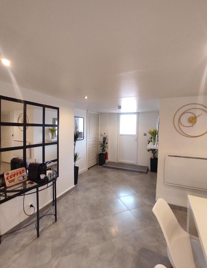 Appartement 100M2, Independant Dans Notre Maison Garennes-sur-Eure ภายนอก รูปภาพ