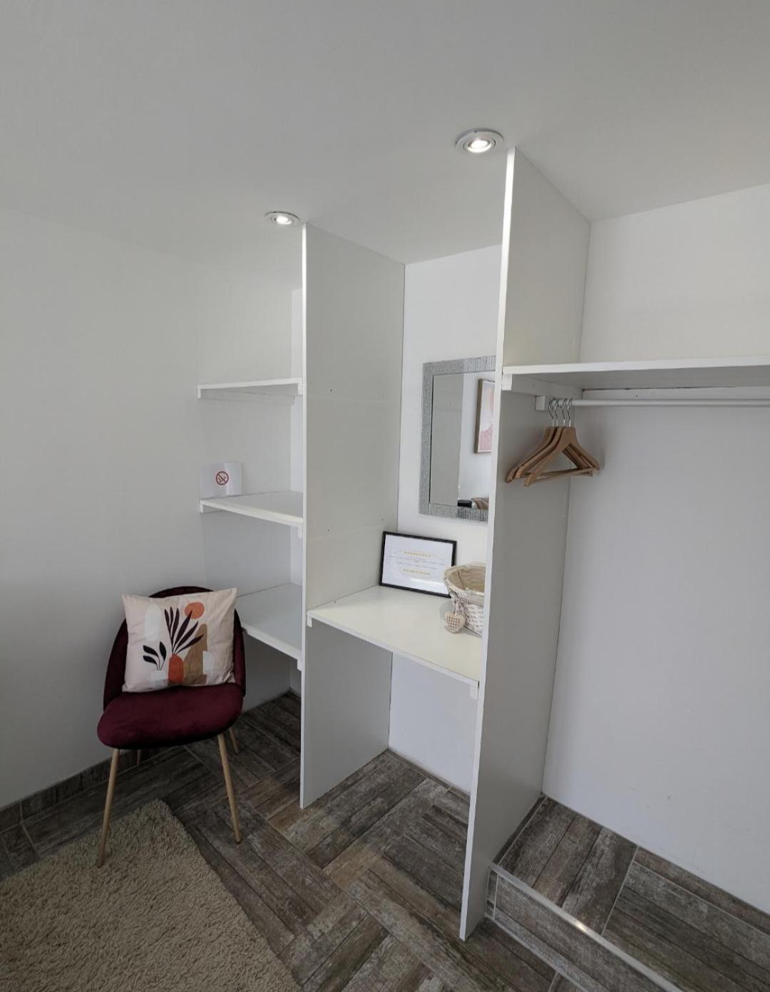 Appartement 100M2, Independant Dans Notre Maison Garennes-sur-Eure ภายนอก รูปภาพ